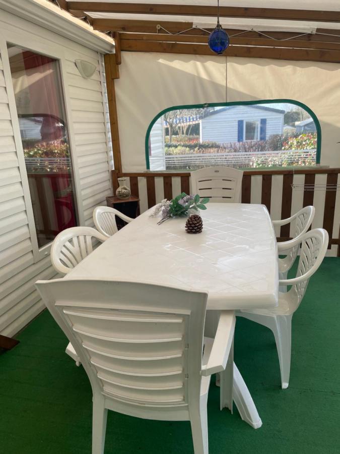 Mobil Home Parfait Etat Sur Camping Arvert Kültér fotó